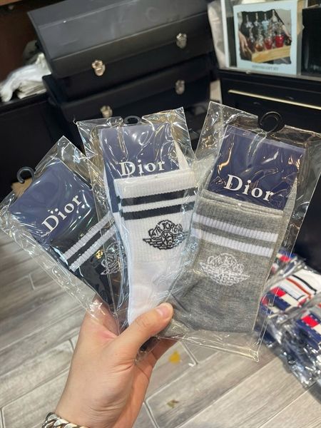  Set Tất Dior Cổ Trung (5đôi) 