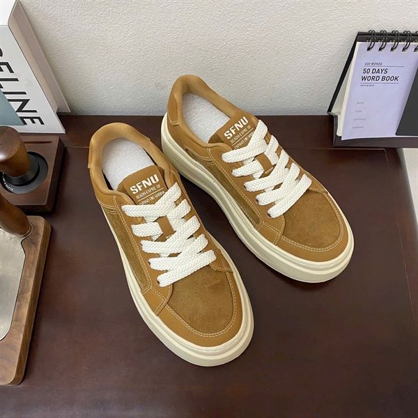  Giày Da Lộn QC 5606 Sanifeinu 