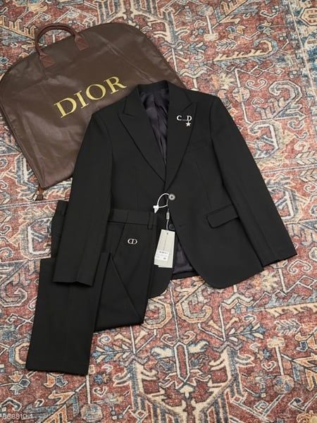  Vest SC Dior Khuy Cổ 
