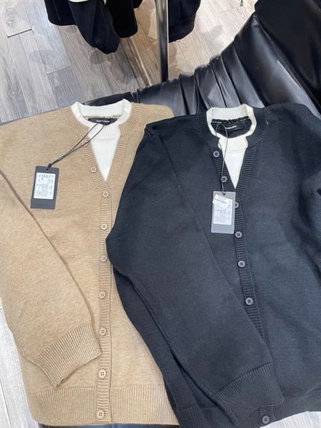  Áo Len QC M076 Phối Cúc 