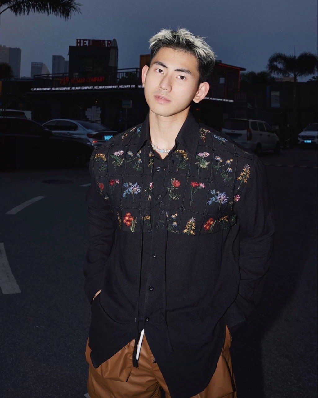  SHIRT 2572 BLACK FLORAL PATTERN 