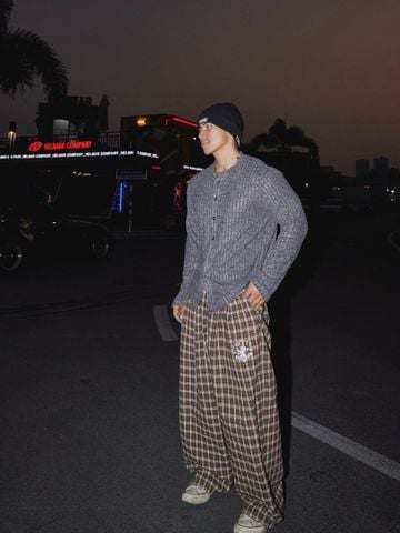  ÁO DỆT KIM TAY DÀI 7036 XÁM ĐẬM 