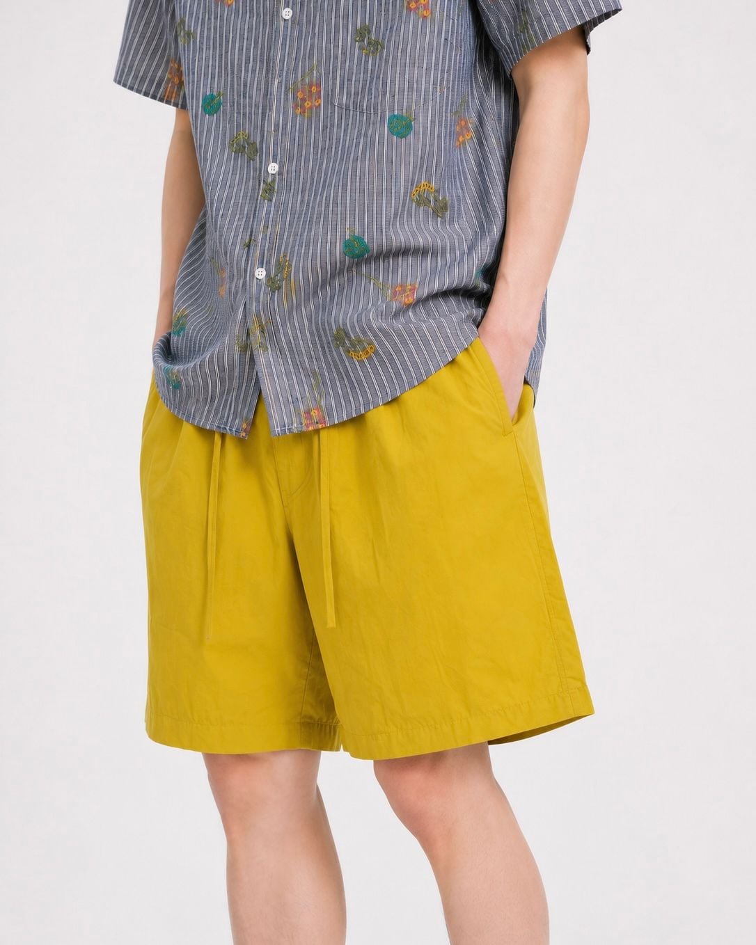  QUẦN SHORT 813 VÀNG 