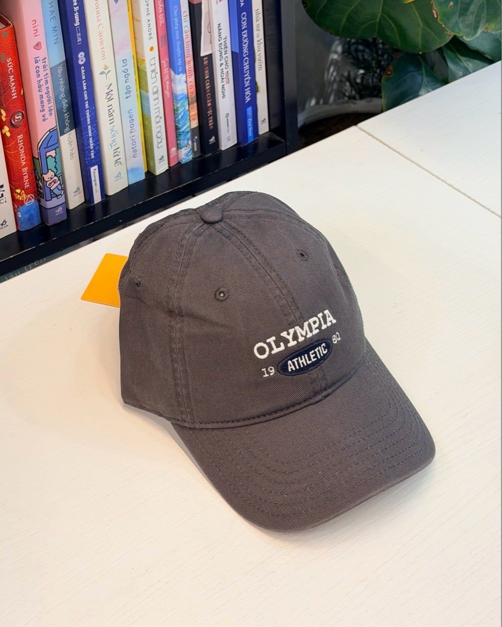  CAP OLYMPIA ATHLETIC 