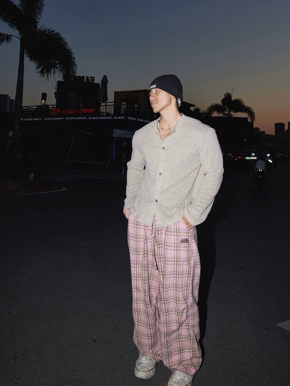  ÁO DỆT KIM TAY DÀI 7036 NÂU NHẠT 