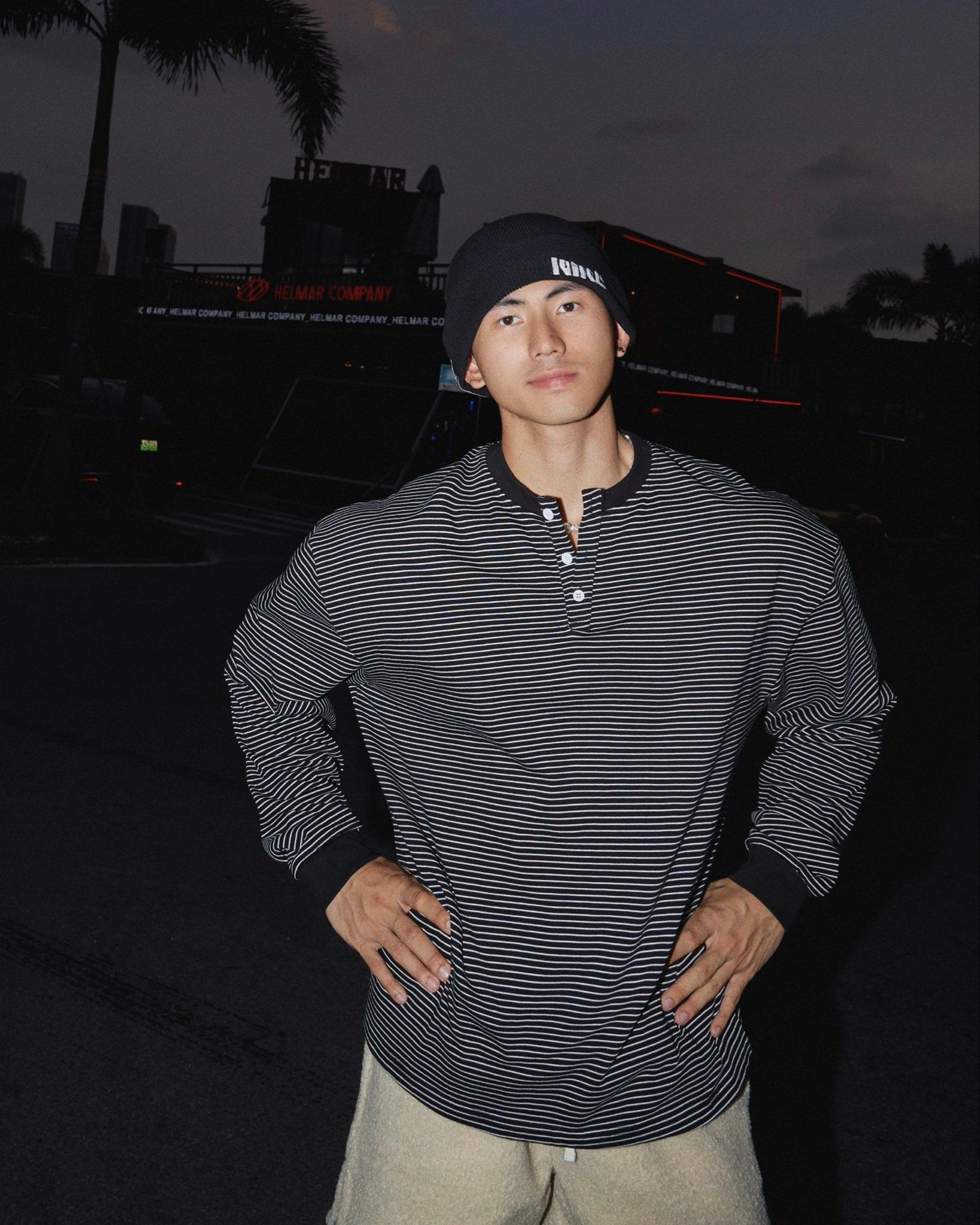  SWEATSHIRT 25117 BLACK 