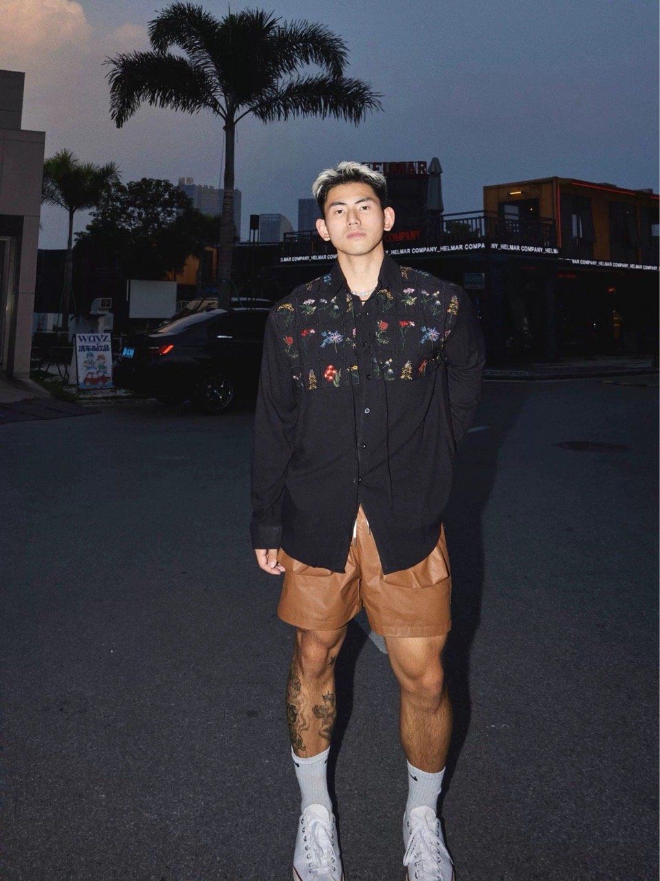  SHIRT 2572 BLACK FLORAL PATTERN 