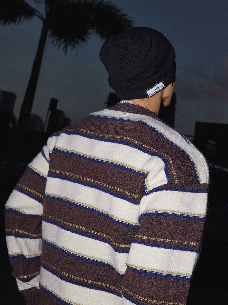  SWEATER 235 SUPERIOR 