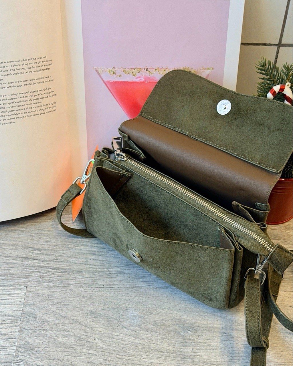  BAG 5541 GREEN 