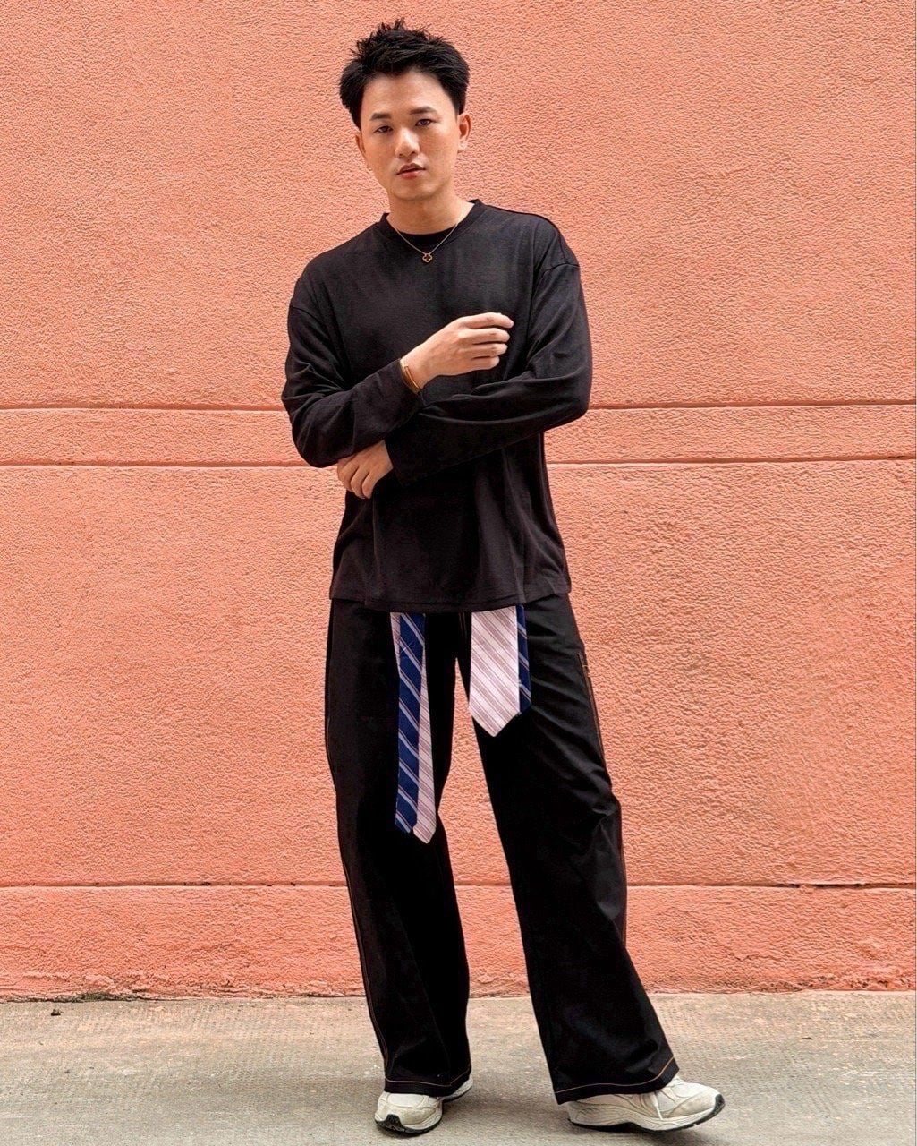  SWEATSHIRT 31163 BLACK 