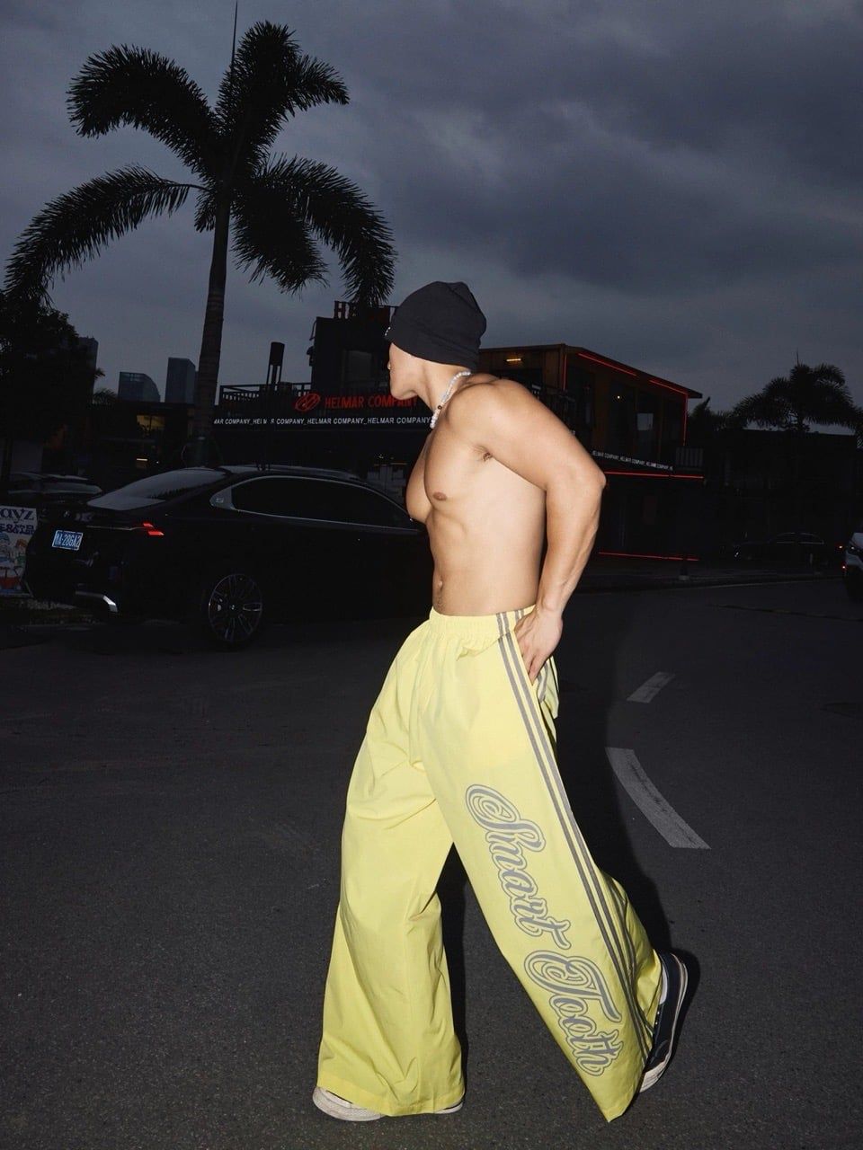  QUẦN SWEATPANT 332 VÀNG 