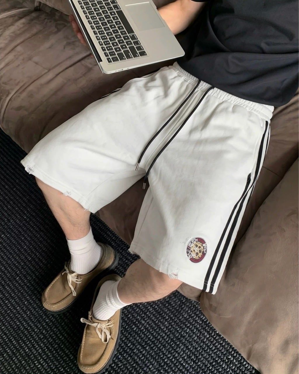  QUẦN SHORT 2124 TRẮNG 