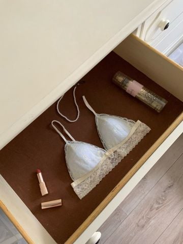  Áo Chân Ren Hoa Lưu Ly 