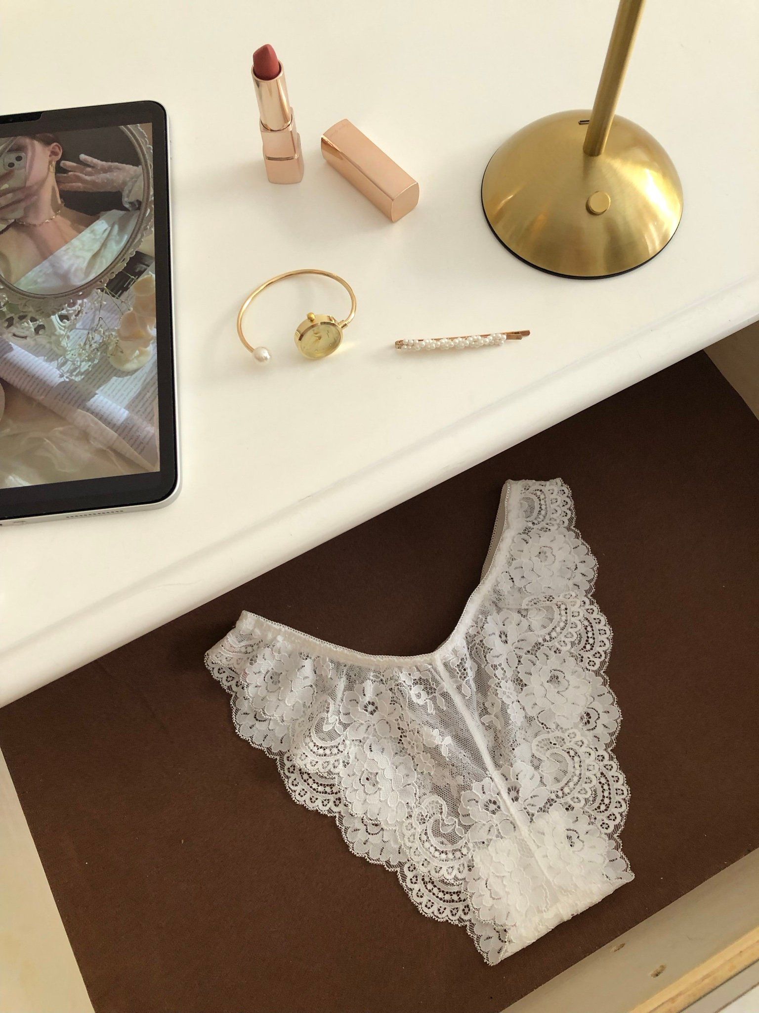 Quần ren Hoa Hồng Trắng