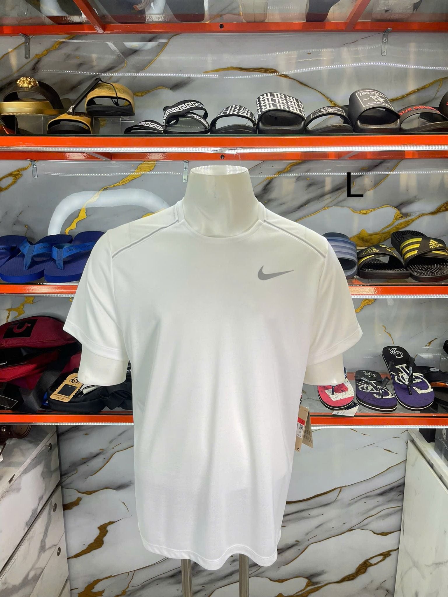 Áo Thun Nike Trắng Logo Xám - New - AJ7565 100