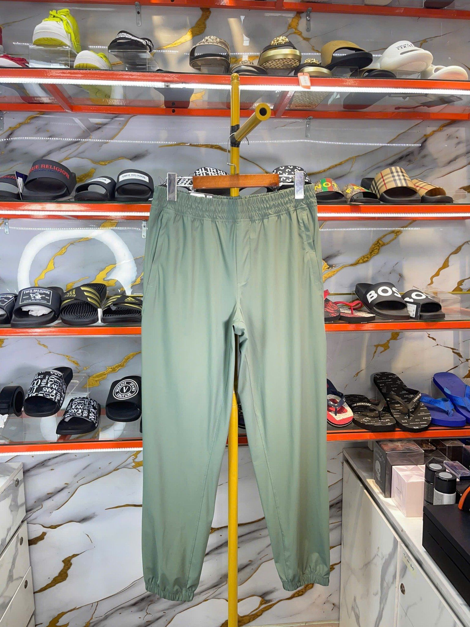 Quần Dài Thun GapFit Xanh Lá Motion Jogger - New - GF009792