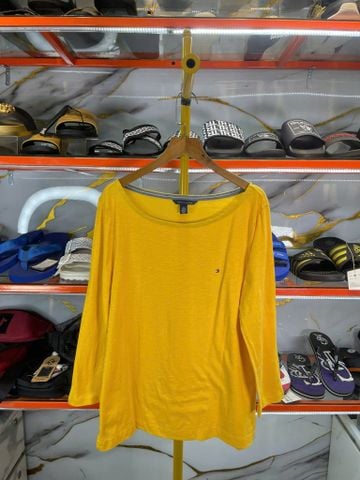 Áo Thun Tay Dài Nữ Tommy Hilfiger Vàng Đậm Trơn - New - 7630041 712