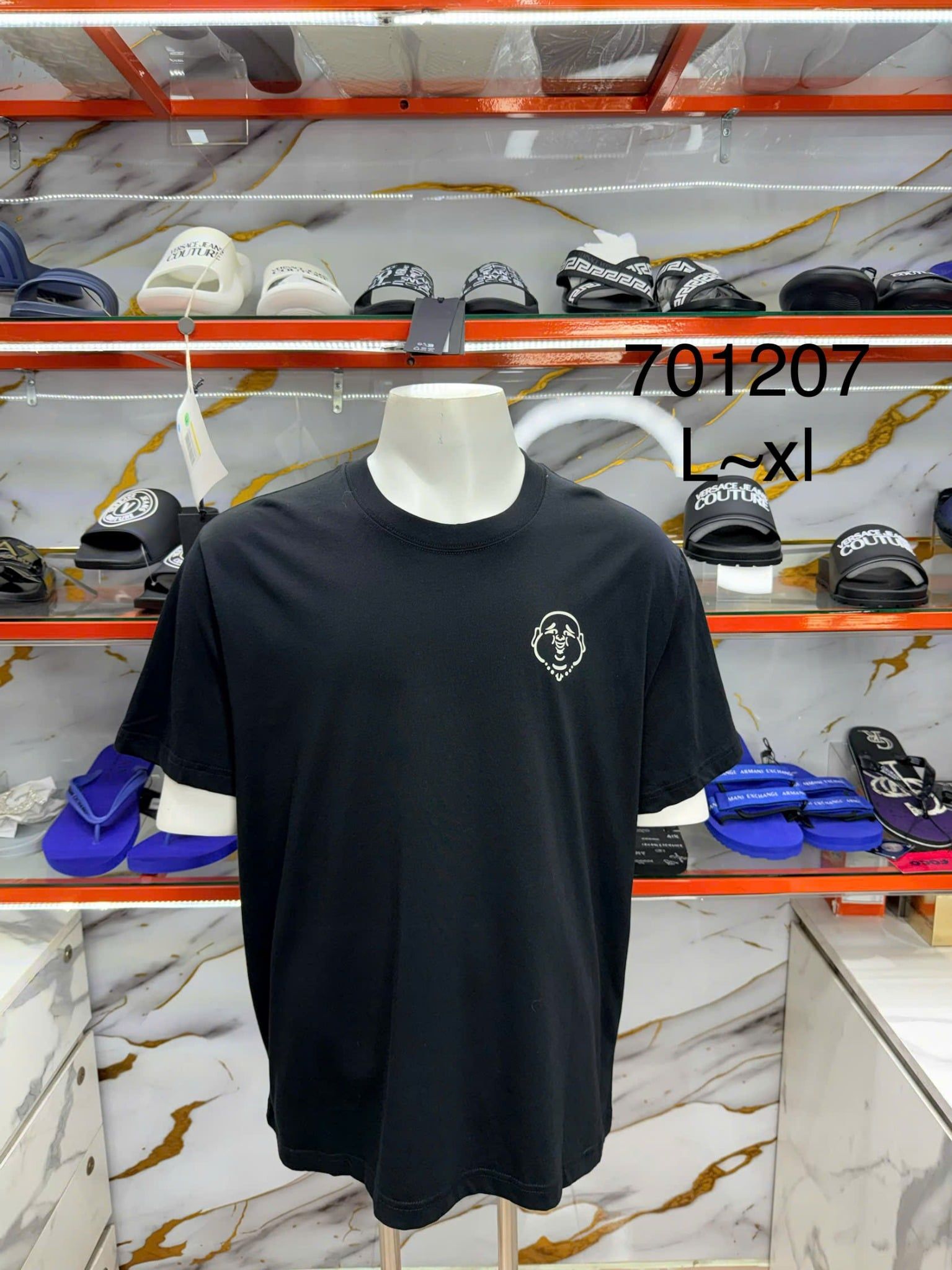 Áo Thun True Religion Đen Chữ Trắng - New - 701207