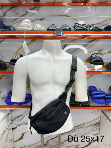 Túi Đeo Chéo Vải Dù No Brand Đen Đơn Giản - New - NBR2026