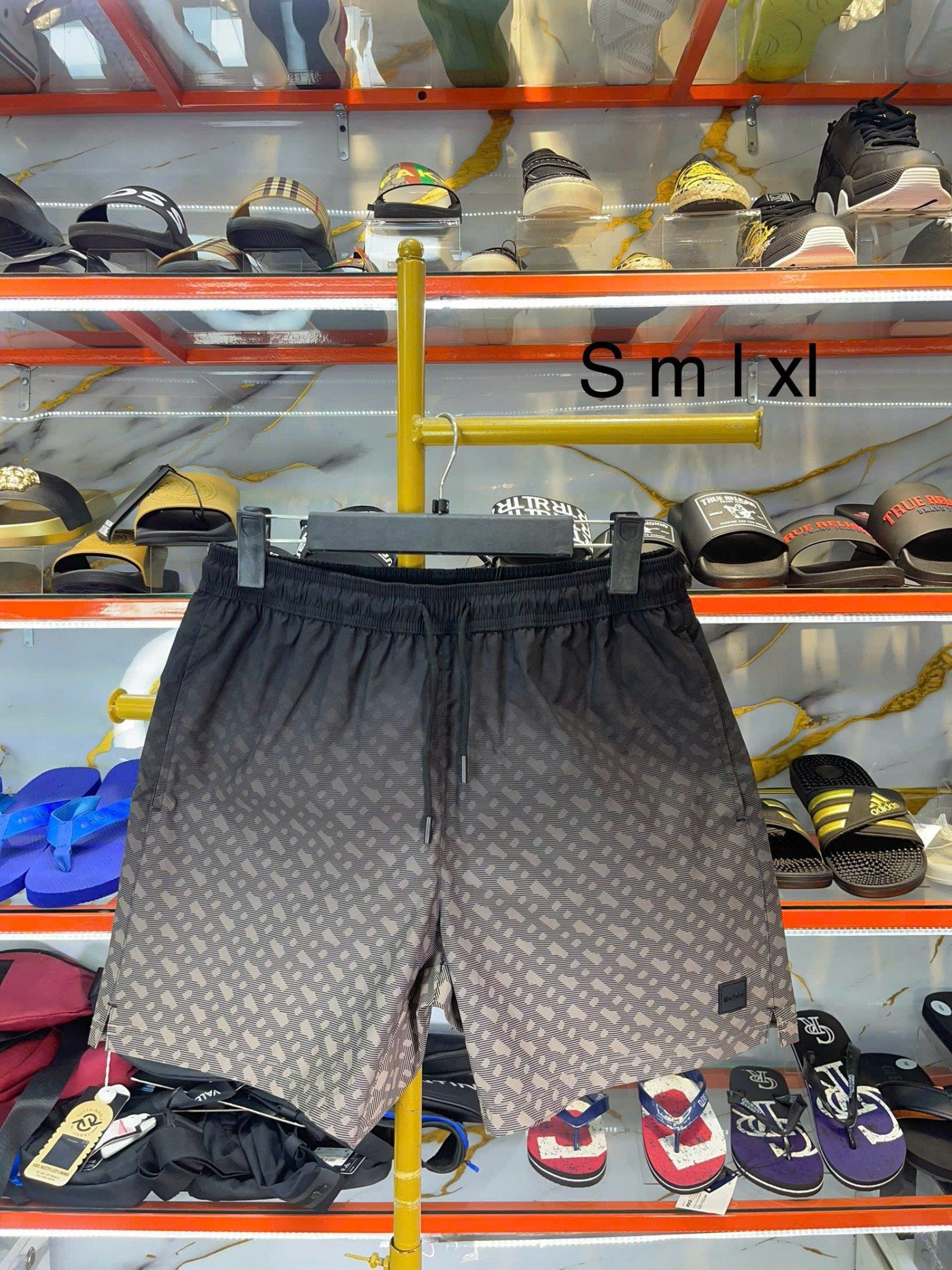 Quần Short Hugo Boss Nâu Đen Loang - New - 50534343 - PB01