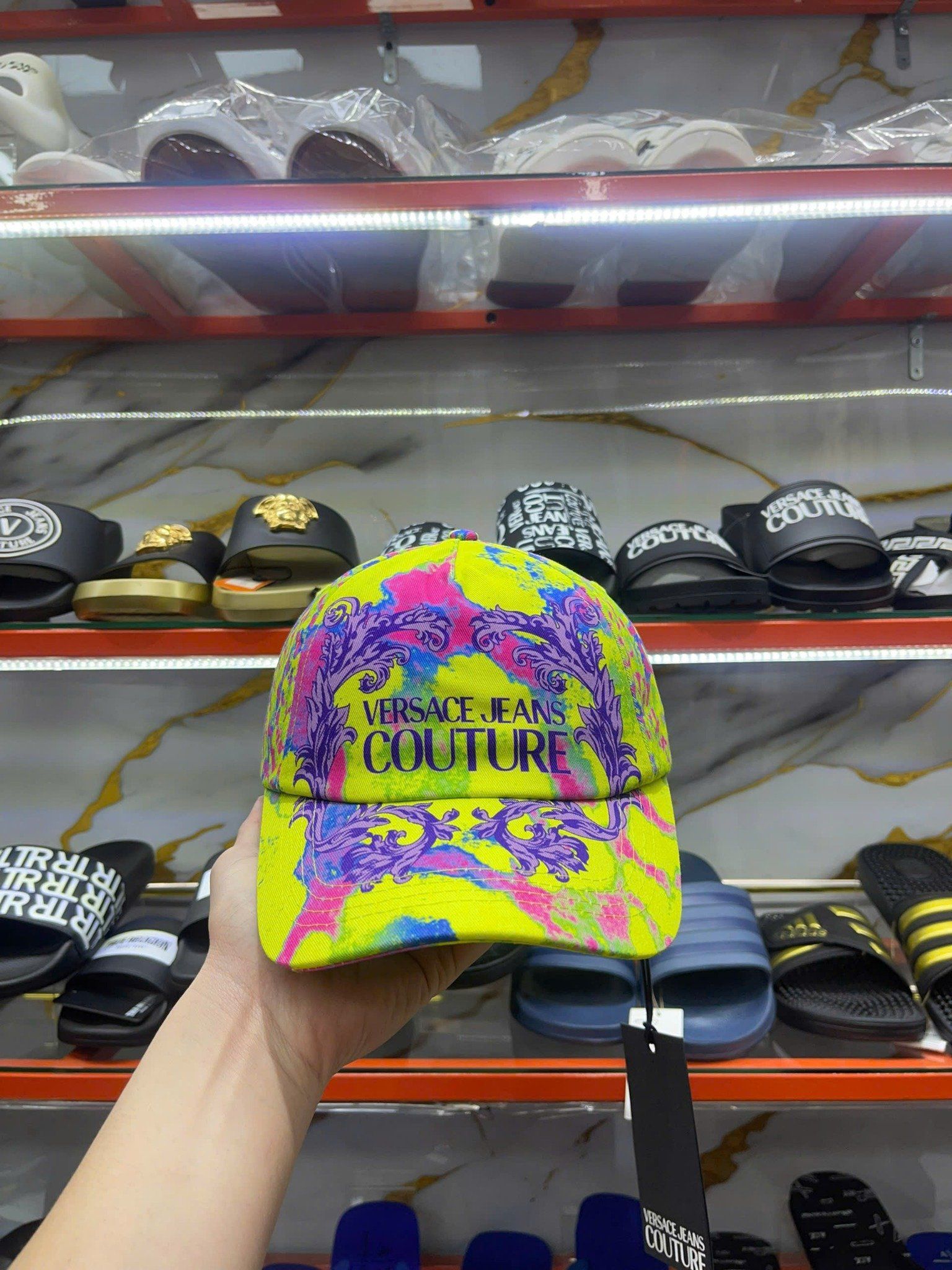 Nón Versace Xanh Chuối Hoa Nhiều Màu - New - 76GAZK17