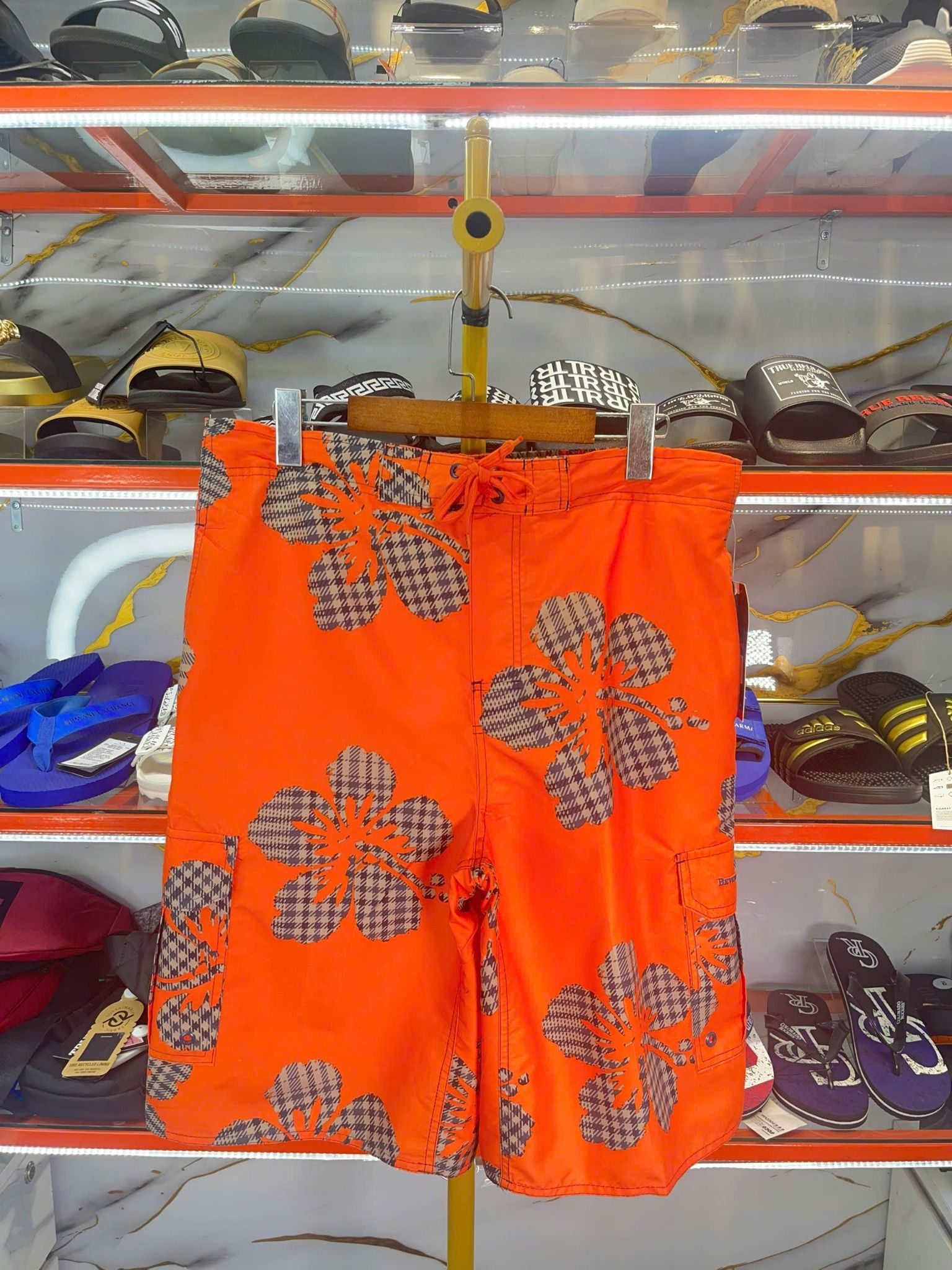 Quần Short Beverly Hills Polo Club Cam Hoa Caro - New - M709199