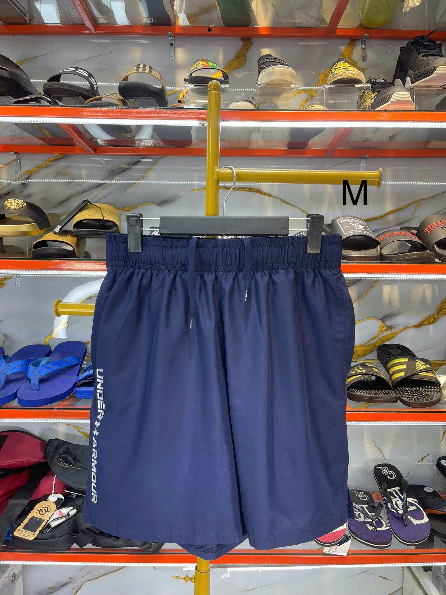 Quần Short Thun Under Armour Xanh Navy Chữ Trắng - New - 1383356 - PD02