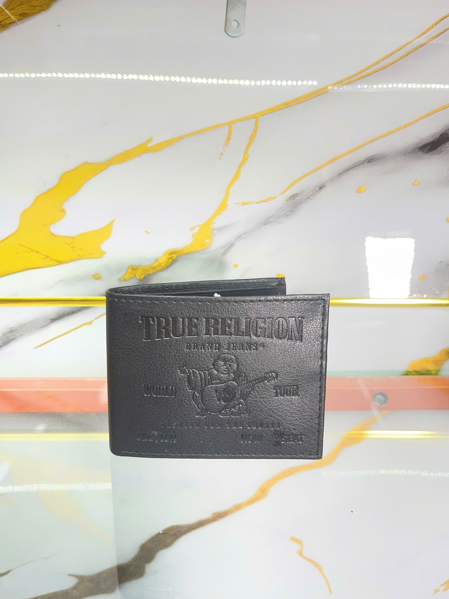 Ví Ngang True Religion Đen Logo In Hình Ông Địa - New - TR2102026