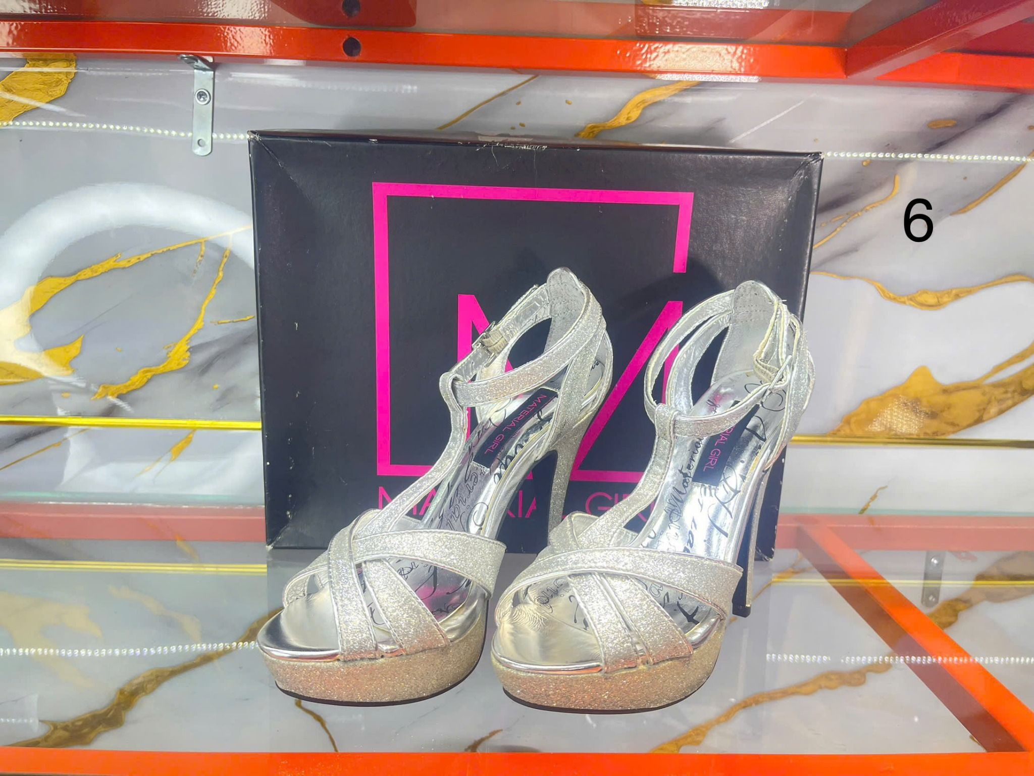 Giày Cao Gót Material Girl Bạc Nhũ Kim Tuyến - New - MTR26456