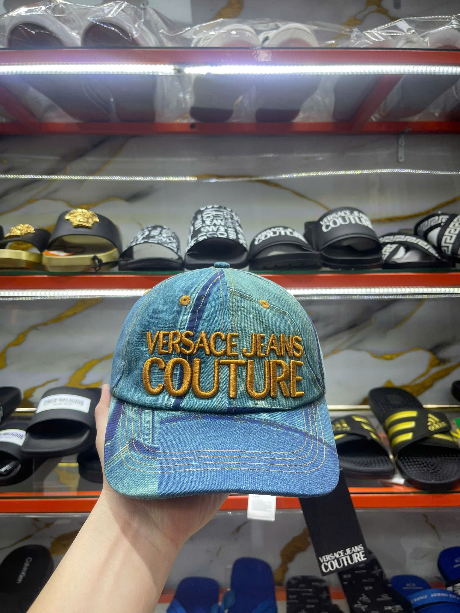 Nón Versace Xanh Họa Tiết Chữ Vàng - New - 76GAZK18