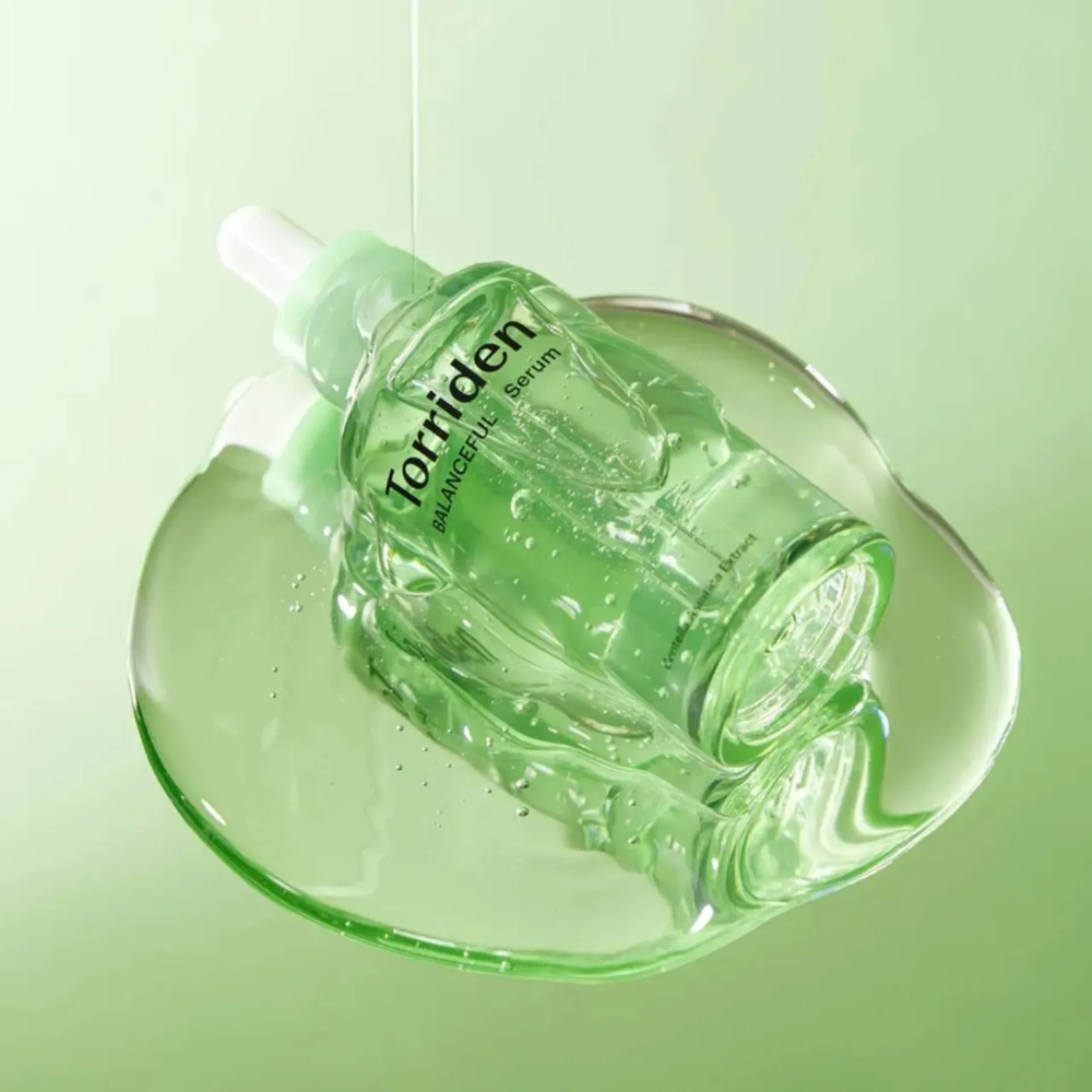 Tinh Chất Cấp Ẩm Và Hỗ Trợ Làm Dịu Cho Da Mụn Torriden Balanceful Centella Asiatica Extract Serum 50ml
