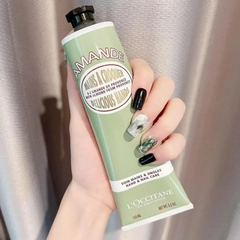 Kem Dưỡng Da Tay Hạnh Nhân L'Occitane Amond Delicious Hands Cream 150ml