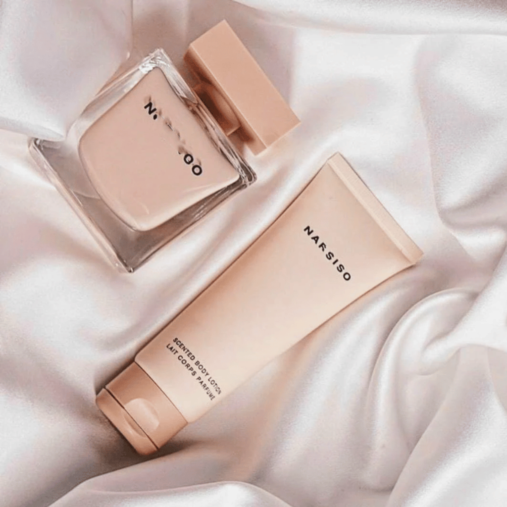 Set Nước Hoa Nữ Narciso Poudree Eau De Parfum (EDP 50ml + Body Lotion 50ml)
