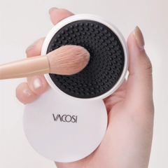 Hộp Rửa Cọ Trang Điểm Kèm Xà Bông Vacosi DC14 Makeup Cleanser Kit