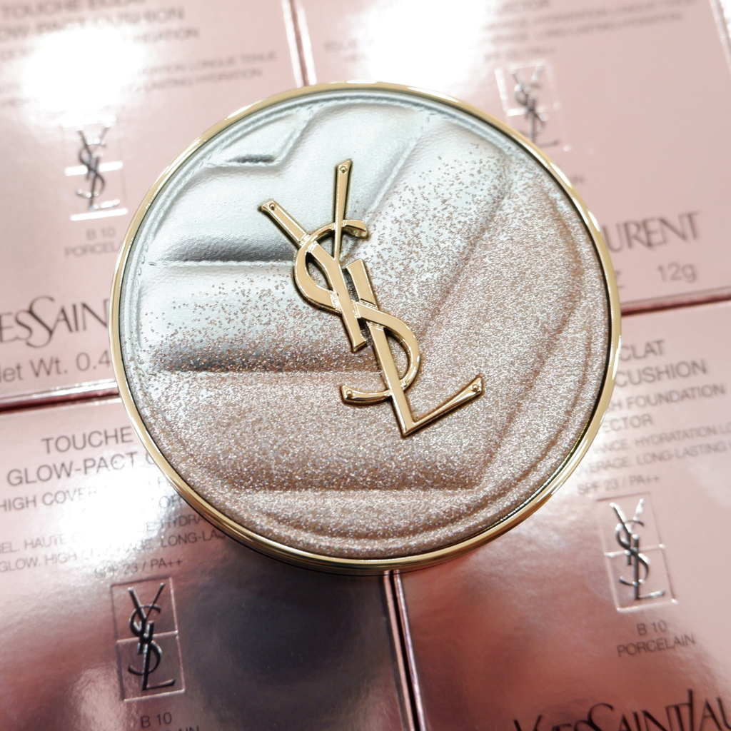 Phấn Nước YSL Touche Eclat Glow-Pact Cushion High Cover Mesh Foundation Collector SPF23 PA++ 12g