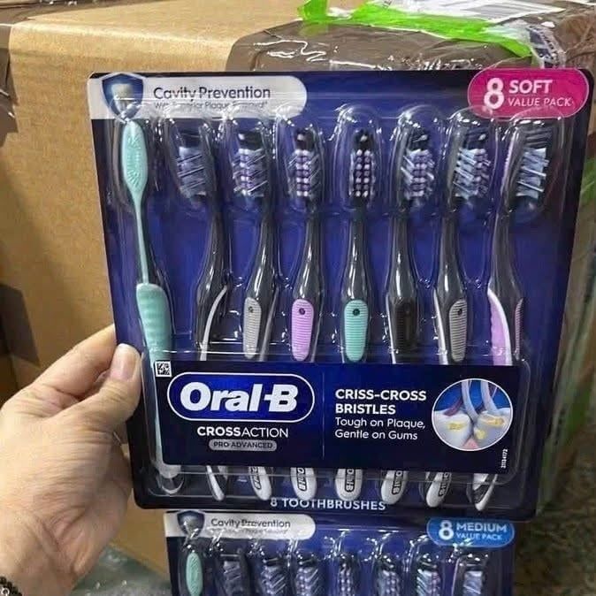 Set 8 bàn chải đánh răng Oral B Crossaction  Pro advanced