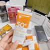 Kem chống nắng Clarins Dry Touch SPF 50+