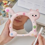  Gương mèo uốn cong chấm bi 