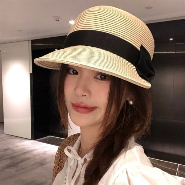  Mũ cói rộng vành nơ đen to 