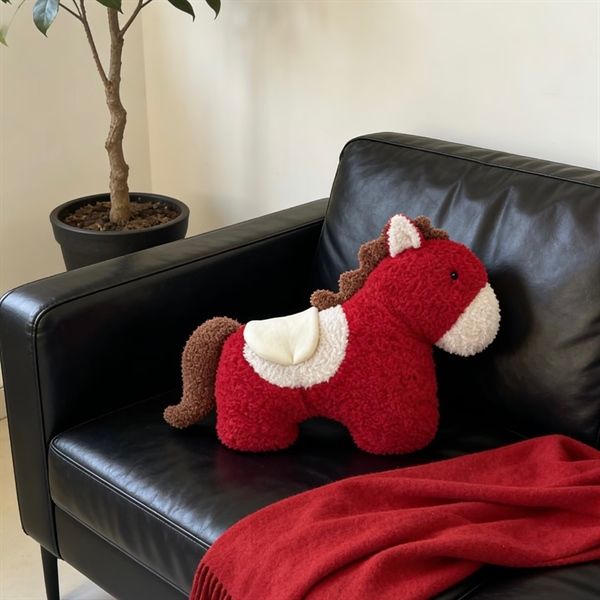  Ngựa bông đỏ lông xù 