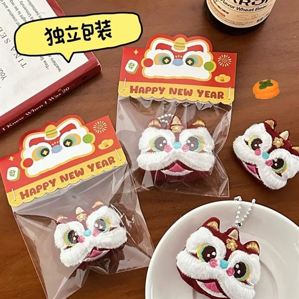  Móc khoá đầu lân bông 