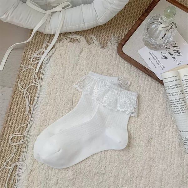  Tất Susufish trắng cổ ren 