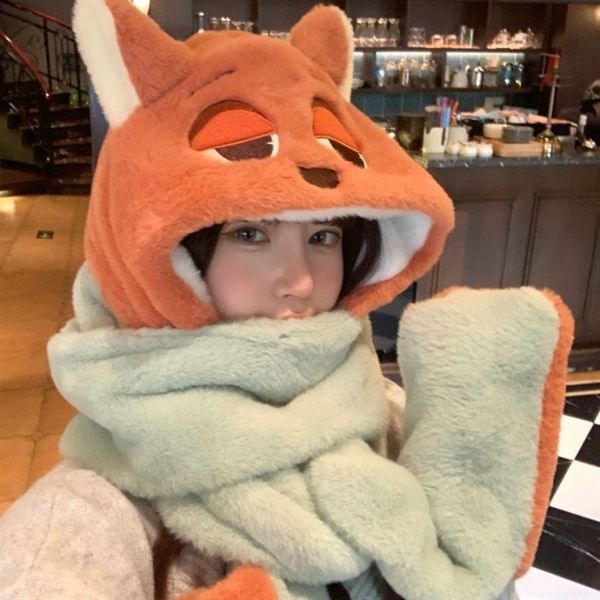  Mũ bông kiêm khăn quàng cổ + bao tay Cáo Zootopia 