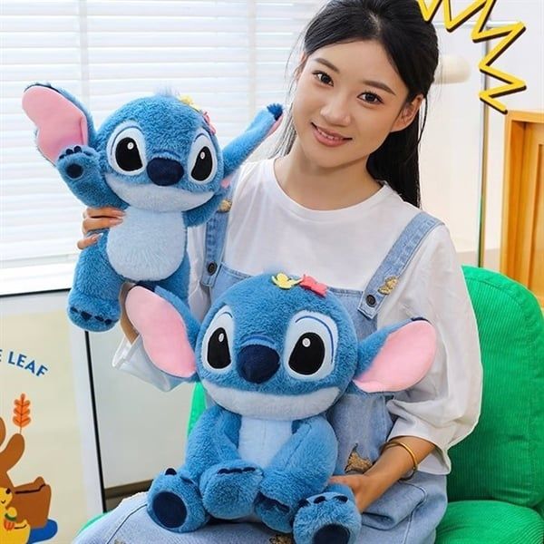  Stitch bông đội hoa 