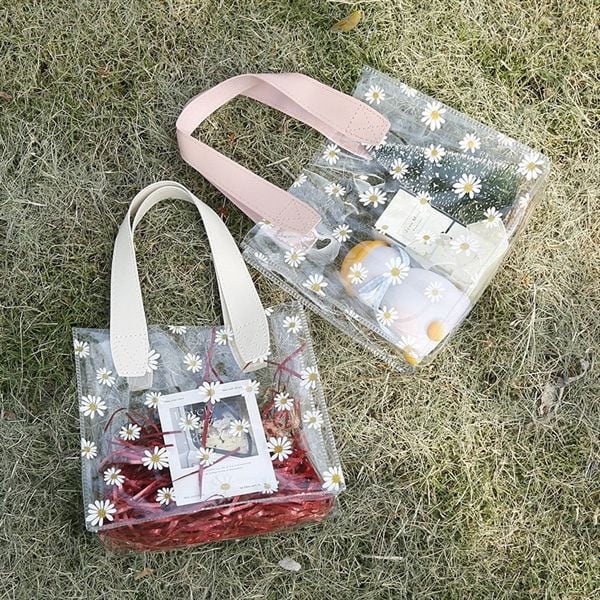  Túi quà trong hoa cúc quai da 