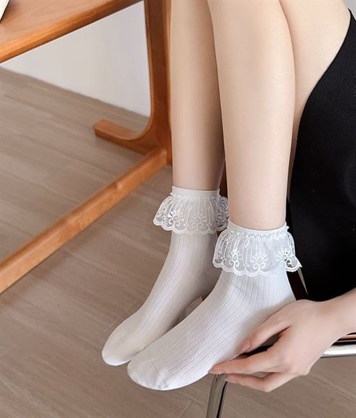  Tất Susufish trắng cổ ren 