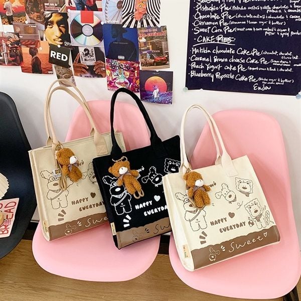  Túi tote cứng vuông Teddy 