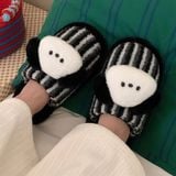  Dép lông charm cún đen trắng kẻ sọc 