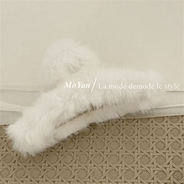  Kẹp càng cua lông mượt 