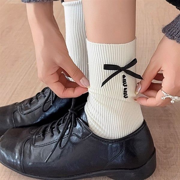  Tất Miu Miu gân nơ 